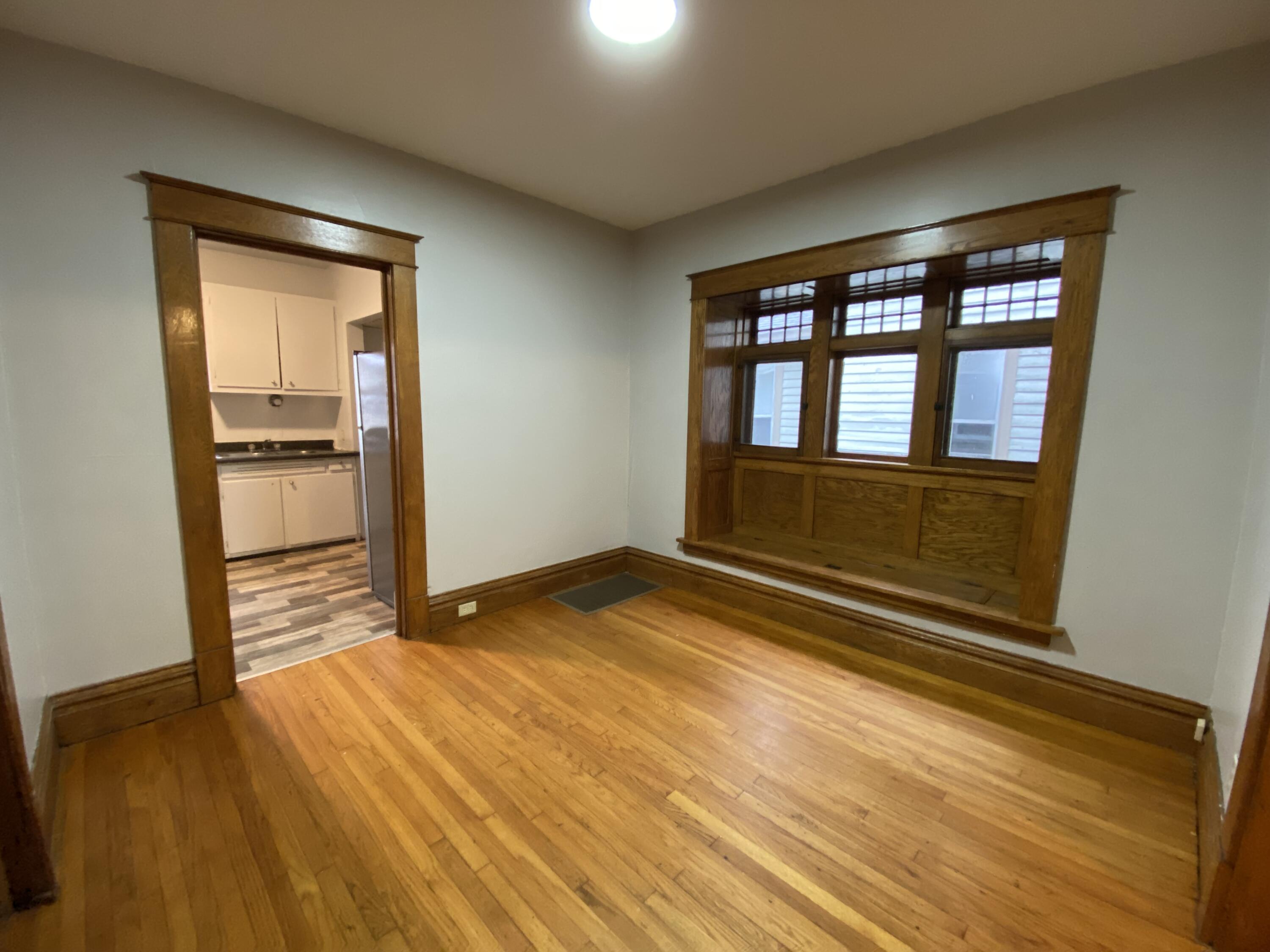 726 Forest Street Kalamazoo, MI 49008 - Photo 4 of 17 Photo Oct 19 2023, 2 59 28 PM