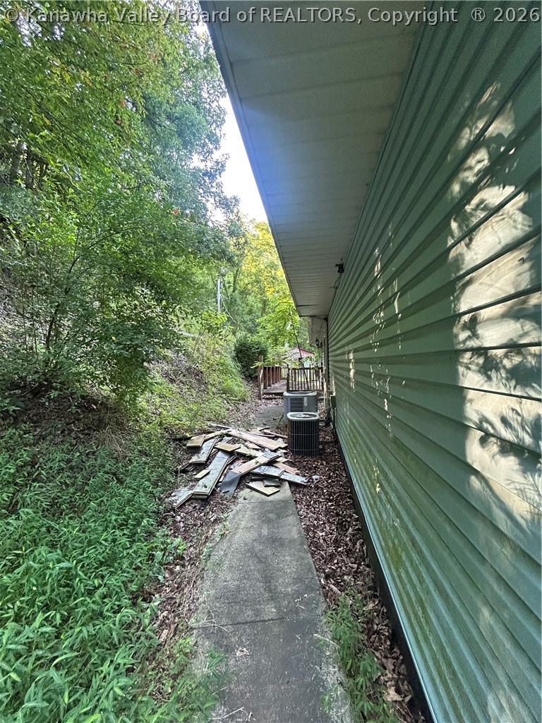 2967 Trace Creek Road Hurricane, WV 25526 - Photo 21 of 22 Gallery Image 21