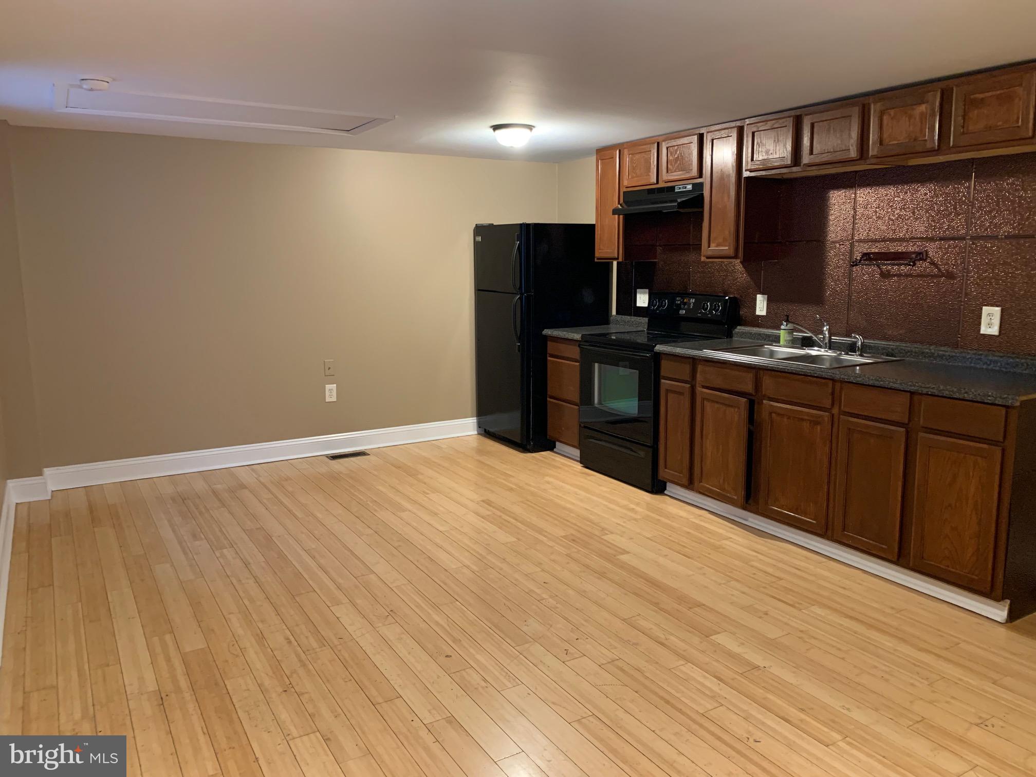 283 Laurelwood Road, Unit B Pottstown, PA 19465 - Photo 2 of 19 Kitchen/Living Room