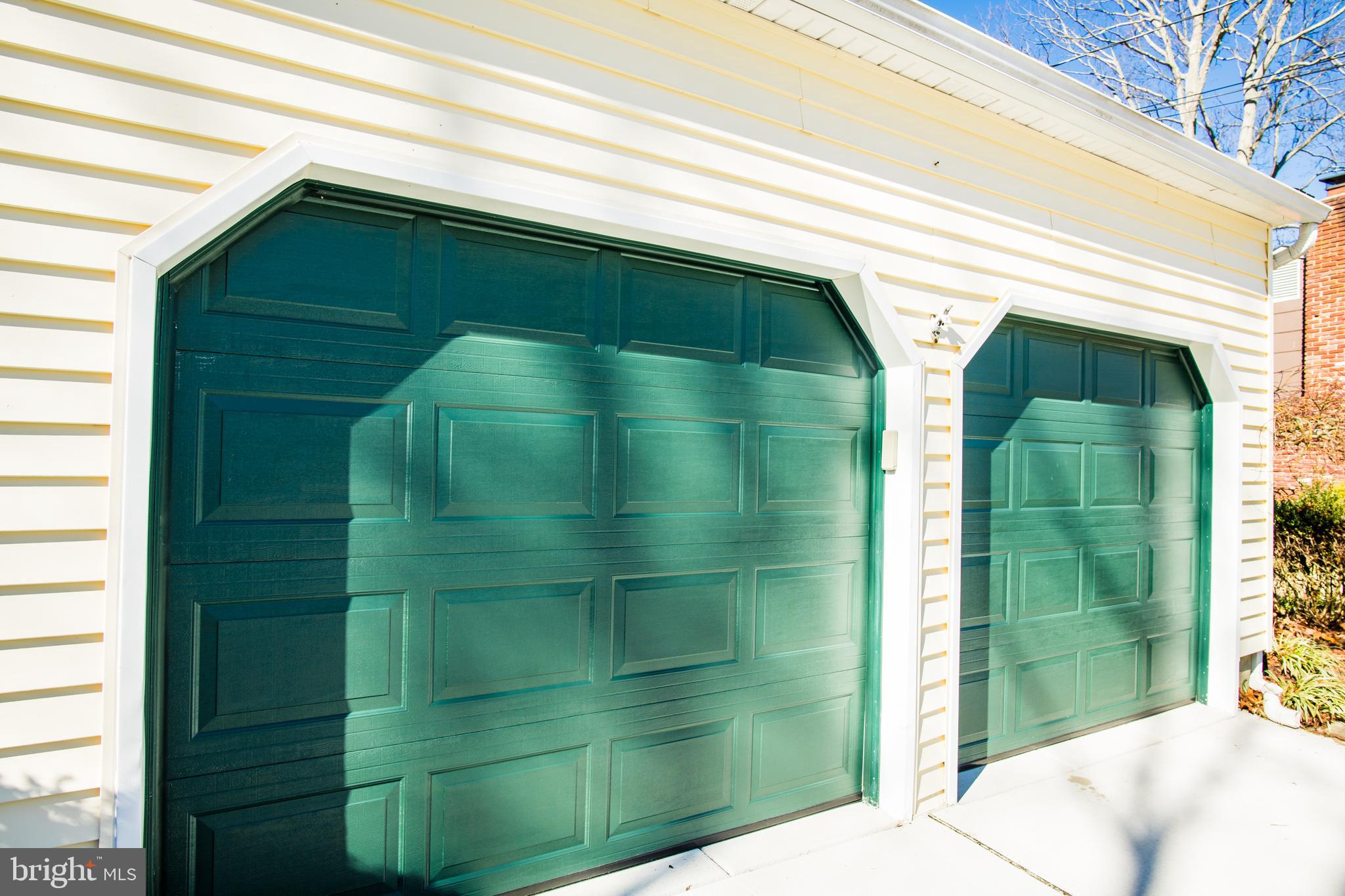 1713 Red Oak Road Williamstown, NJ 08094 - Photo 74 of 76 a bathroom with a shower and a toilet