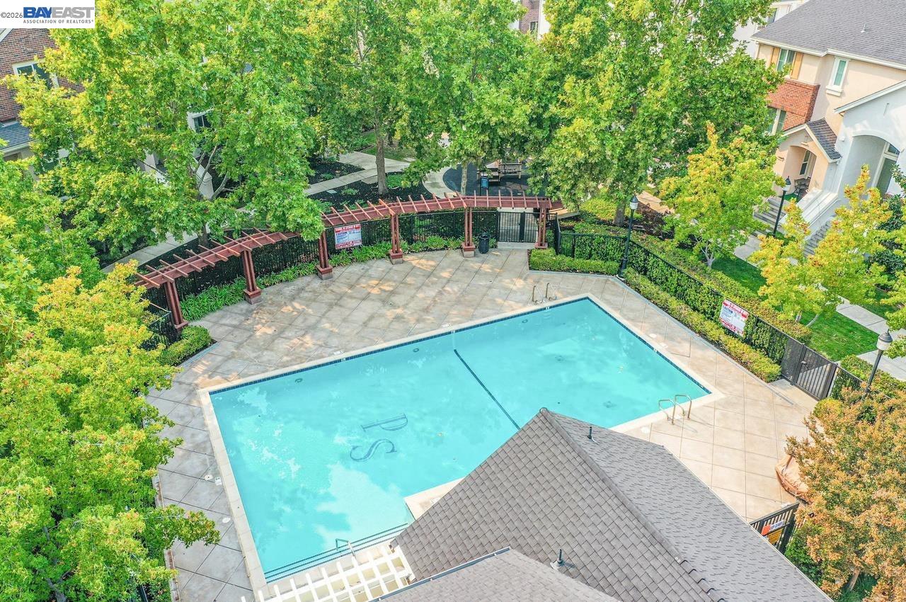 2871 First Street, Unit 901 Livermore, CA 94550 - Photo 40 of 46 a view of a backyard with sitting area
