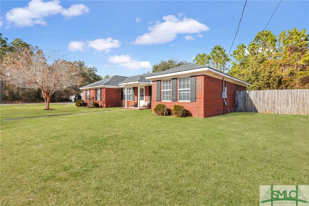 202 Cowart Road Hinesville, GA 31313 - Photo 3 of 23 Gallery Image 3