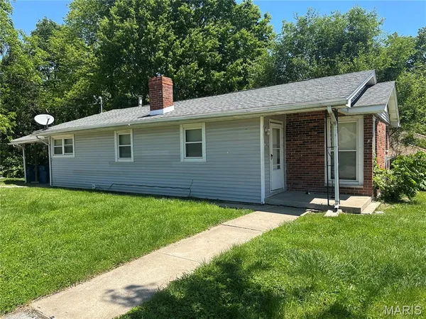 $69,900 | 2200 Judson Avenue, Alton, IL 62002