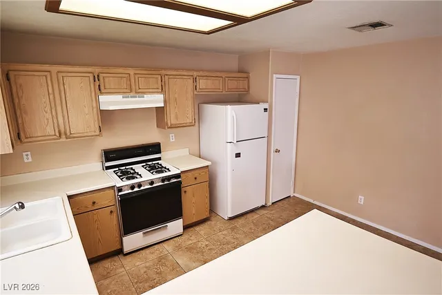 $1,875 | 425 Don Fernando Circle, North Las Vegas, NV 89031
