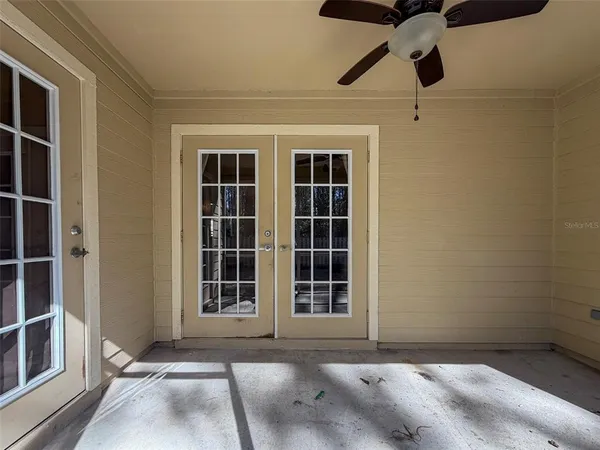 a view of entrance front of the house