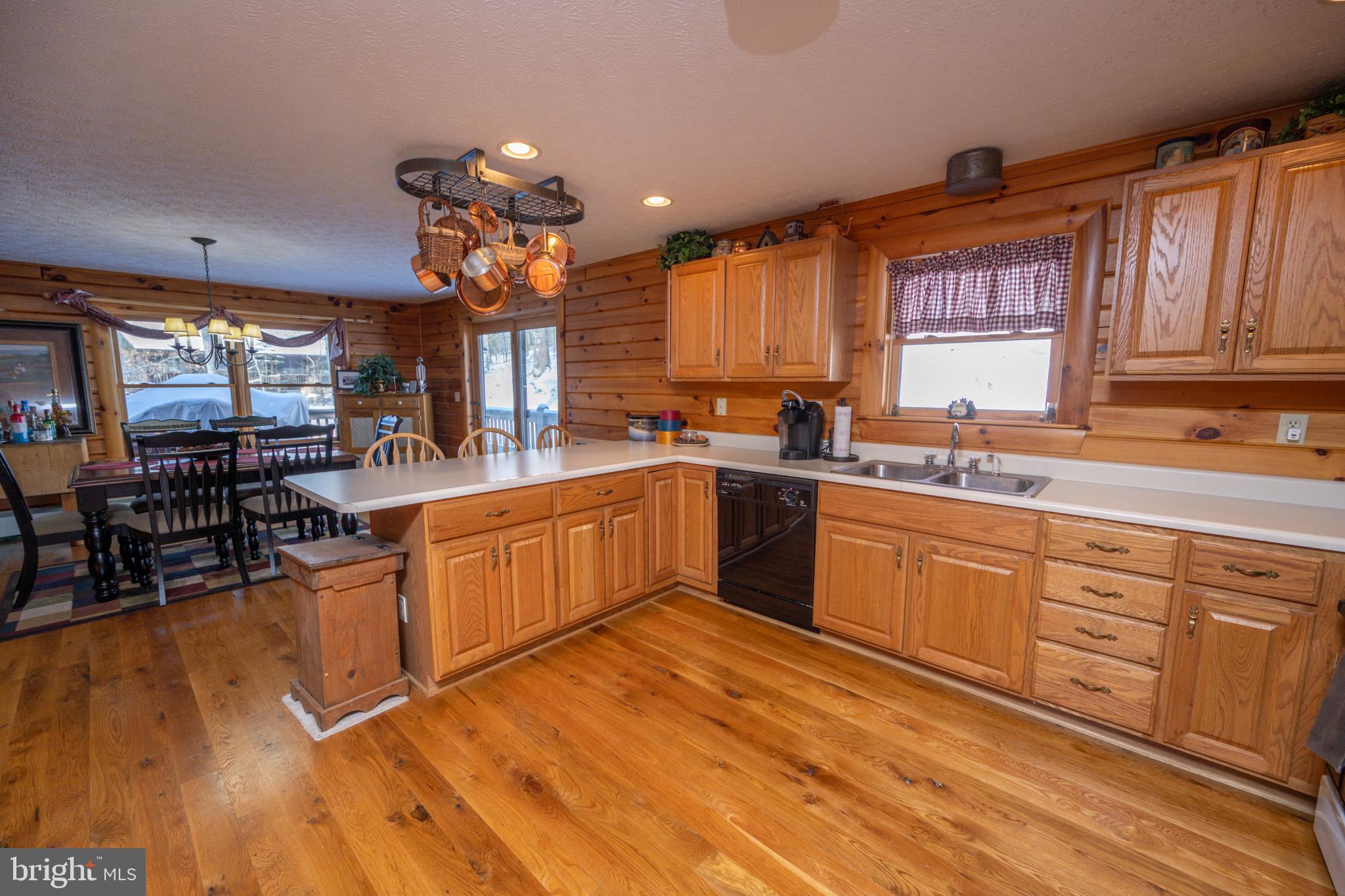 542 Bench Road Swanton, MD 21561 - Photo 16 of 59 Open Kitchen with Gas stove