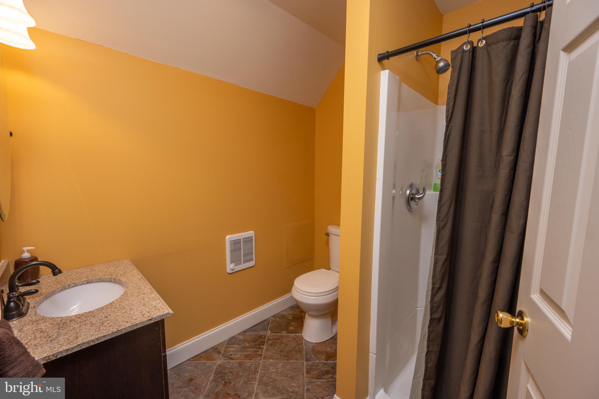 542 Bench Road Swanton, MD 21561 - Photo 47 of 59 Bonus room full bathroom