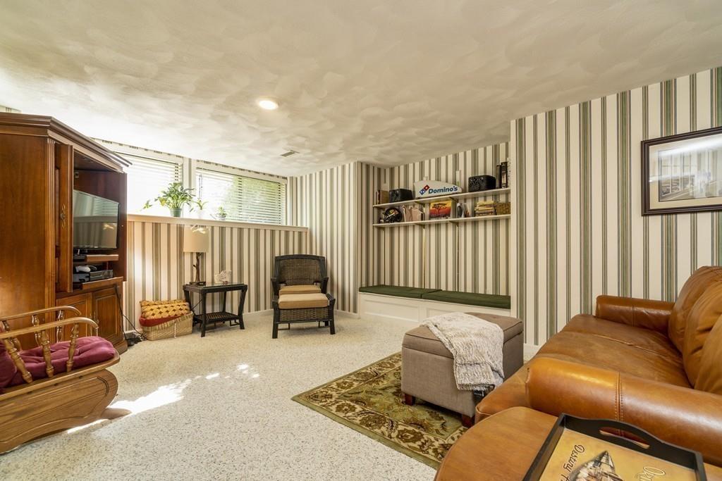 1 Carter Lane Andover, MA 01810 - Photo 25 of 40