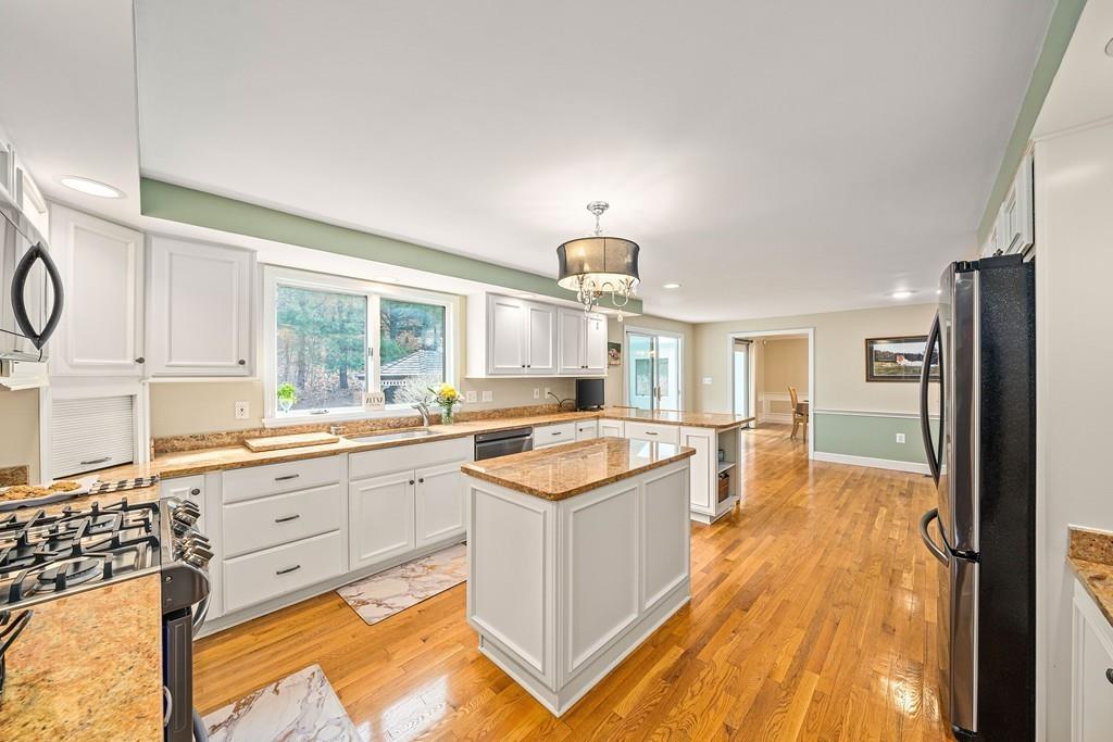 1 Carter Lane Andover, MA 01810 - Photo 4 of 40