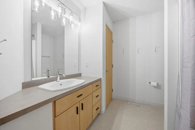 $1,035,000 | 5027 Rose Creek Parkway South, Fargo, ND 58104