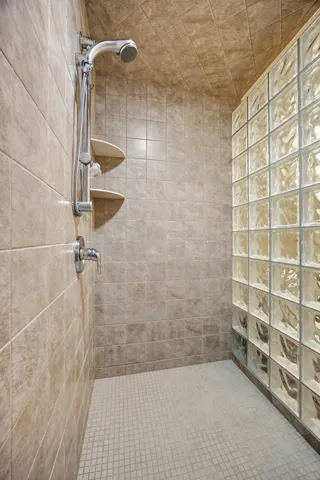 $1,035,000 | 5027 Rose Creek Parkway South, Fargo, ND 58104