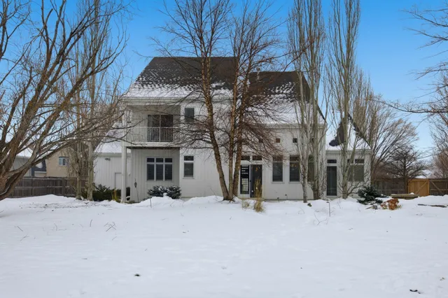 $1,035,000 | 5027 Rose Creek Parkway South, Fargo, ND 58104