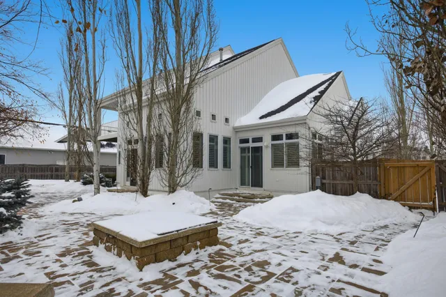 $1,035,000 | 5027 Rose Creek Parkway South, Fargo, ND 58104