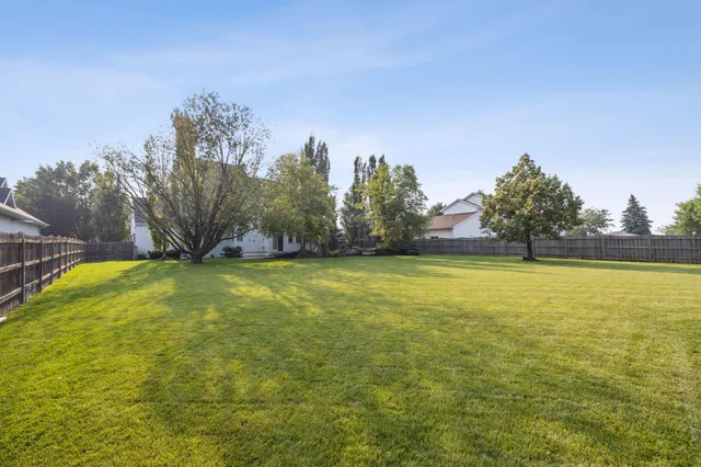 $1,035,000 | 5027 Rose Creek Parkway South, Fargo, ND 58104