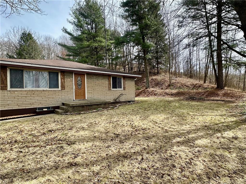123 Service Church Road Aliquippa, PA 15001 - Photo 2 of 25 Gallery Image 2
