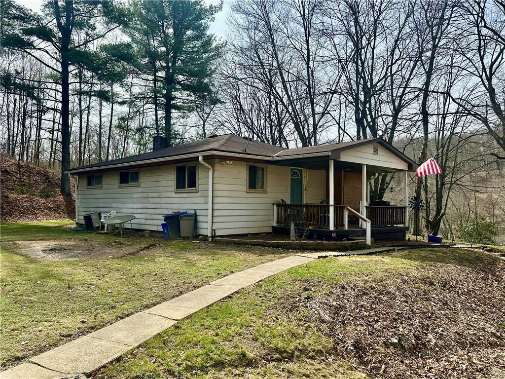 123 Service Church Road Aliquippa, PA 15001 - Photo 3 of 25 Gallery Image 3