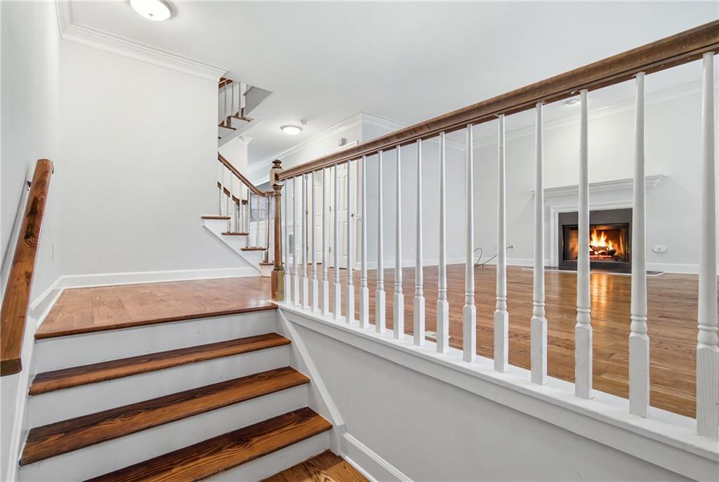 7500 Roswell Road, Unit 6 Sandy Springs, GA 30350 - Photo 3 of 29 Gallery Image 3