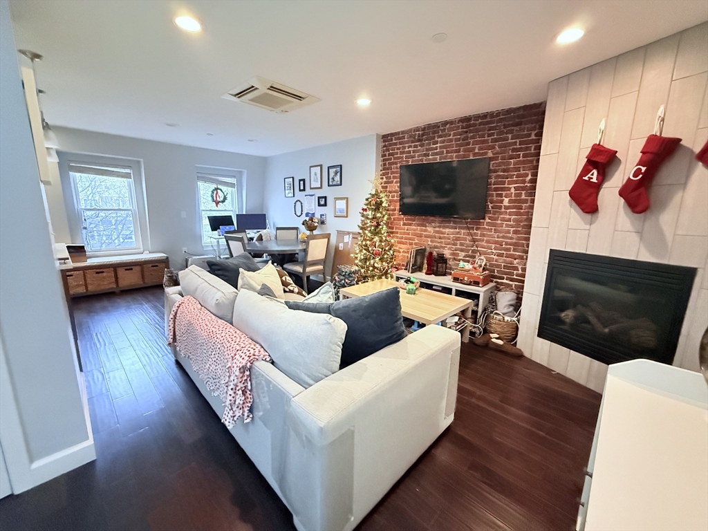 795 East 3rd Street, Unit 3 Boston, MA 02127 - Photo 2 of 7