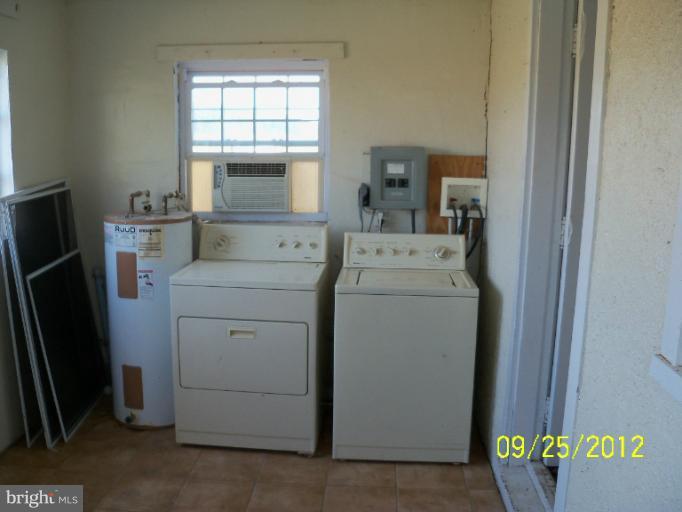 22121 Batna Road Culpeper, VA 22701 - Photo 4 of 19 Interior (General)