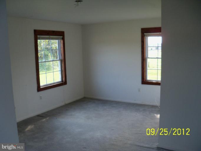 22121 Batna Road Culpeper, VA 22701 - Photo 6 of 19 Bedroom (Master)