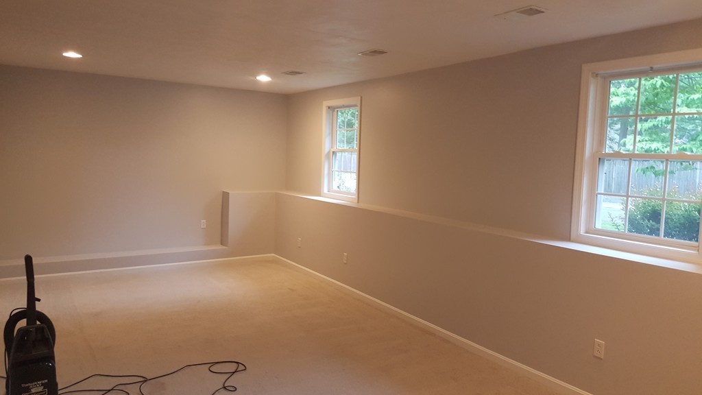 10 Irving Road Randolph, MA 02368 - Photo 7 of 15 Gallery Image 7