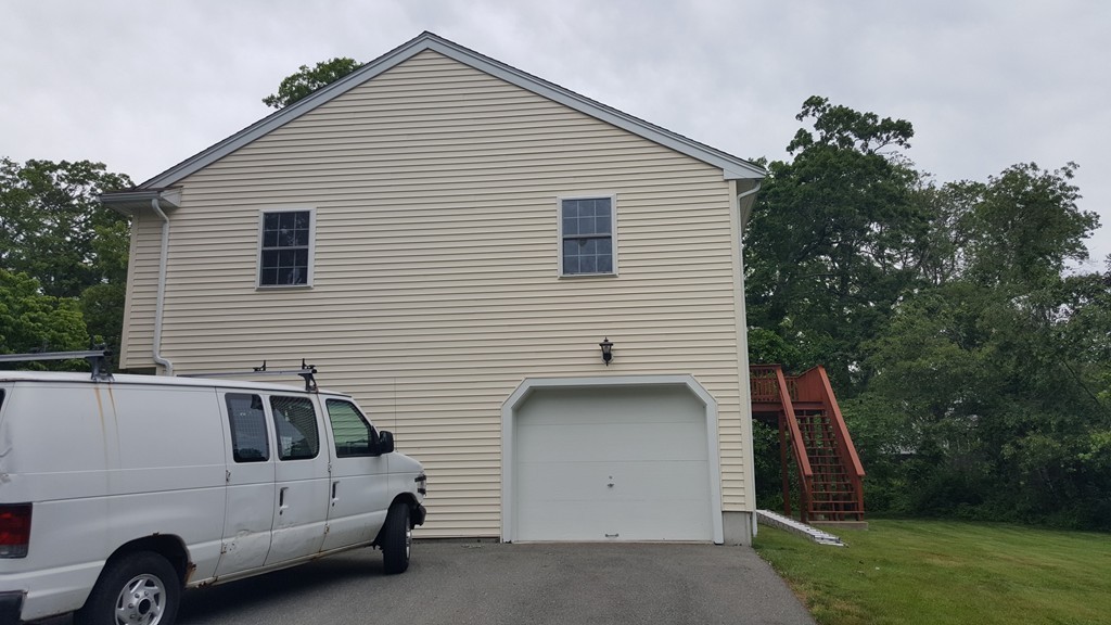 10 Irving Road Randolph, MA 02368 - Photo 8 of 15 Gallery Image 8
