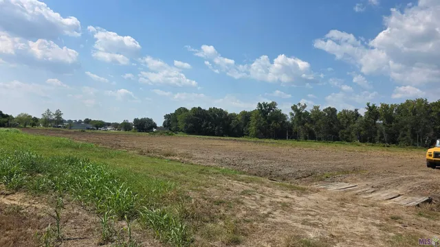 $406,850 | 39174 West Edenborne Parkway, Gonzales, LA 70737