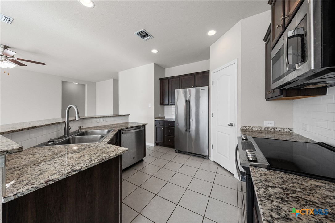 1339 Lakeway Crossing Drive Temple, TX 76502 - Photo 8 of 23 Gallery Image 8
