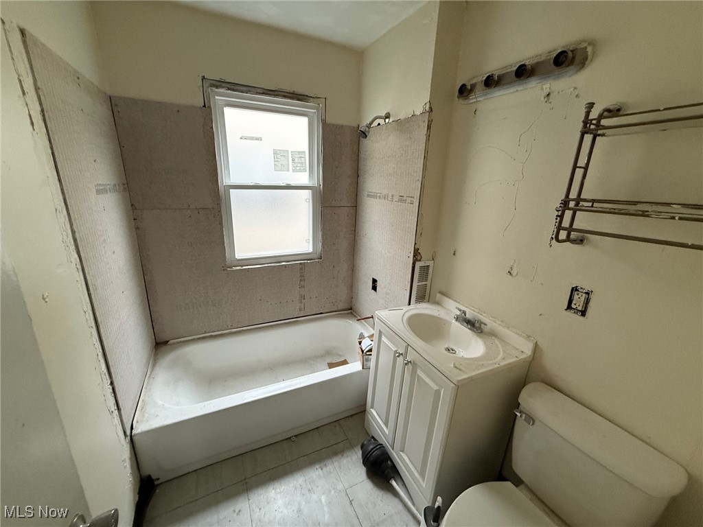 3638 Menlo Road Cleveland, OH 44120 - Photo 12 of 35