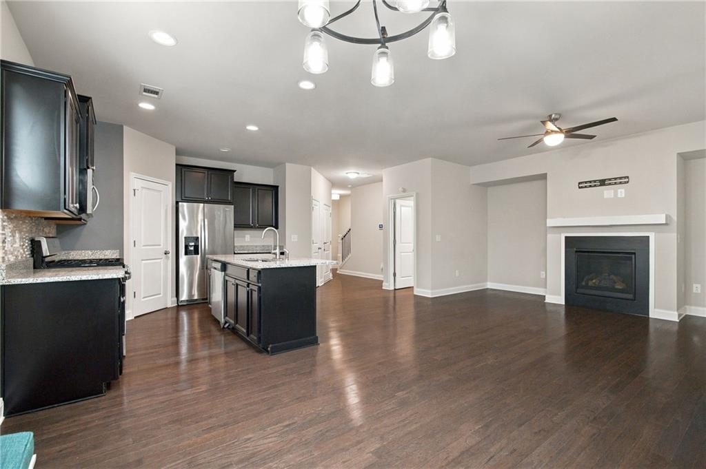 5433 Cascade Ridge Southwest Atlanta, GA 30336 - Photo 18 of 49 Gallery Image 18