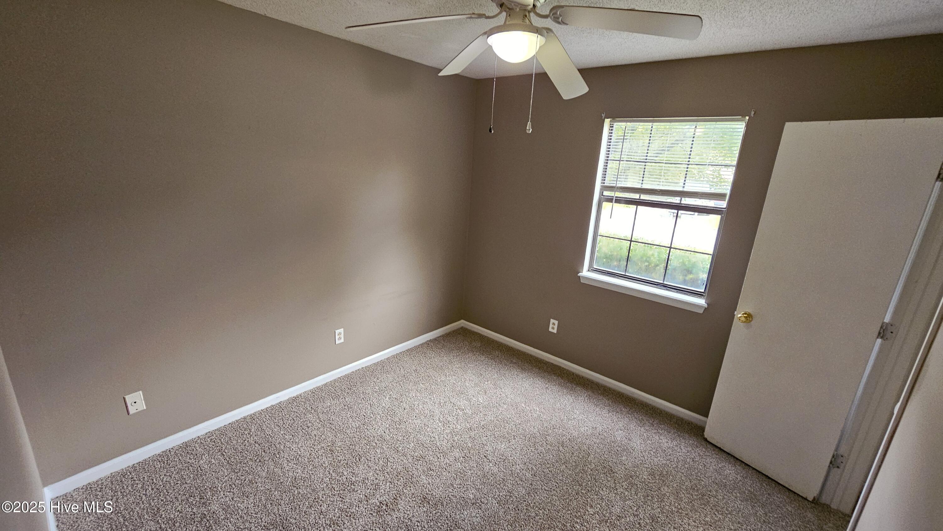 107 Spring Drive Jacksonville, NC 28540 - Photo 14 of 22 20250908_152606