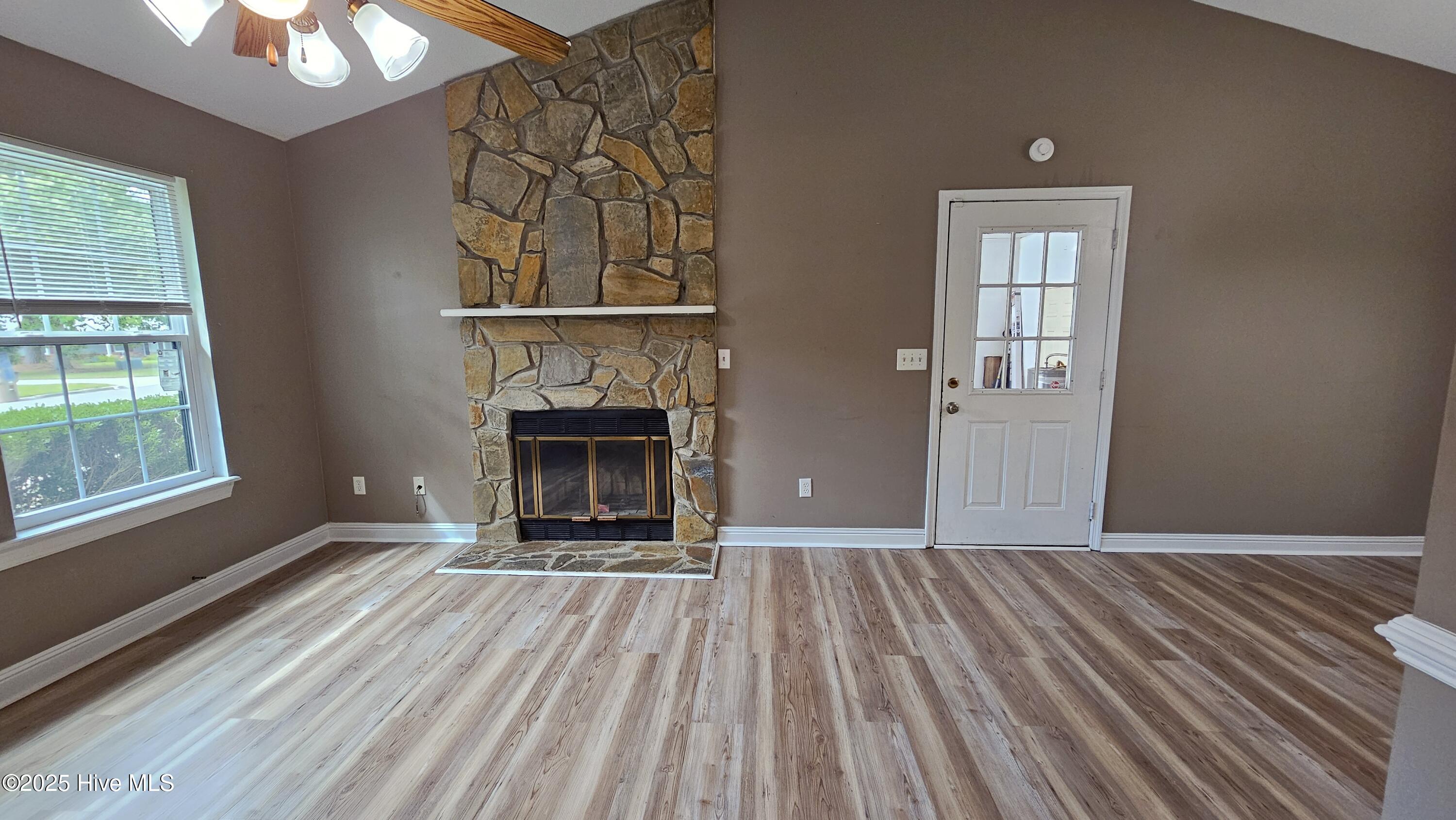 107 Spring Drive Jacksonville, NC 28540 - Photo 3 of 22 20250908_152437