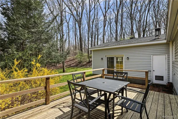 $4,400 | 165 Old Post Road, Bedford, NY 10506