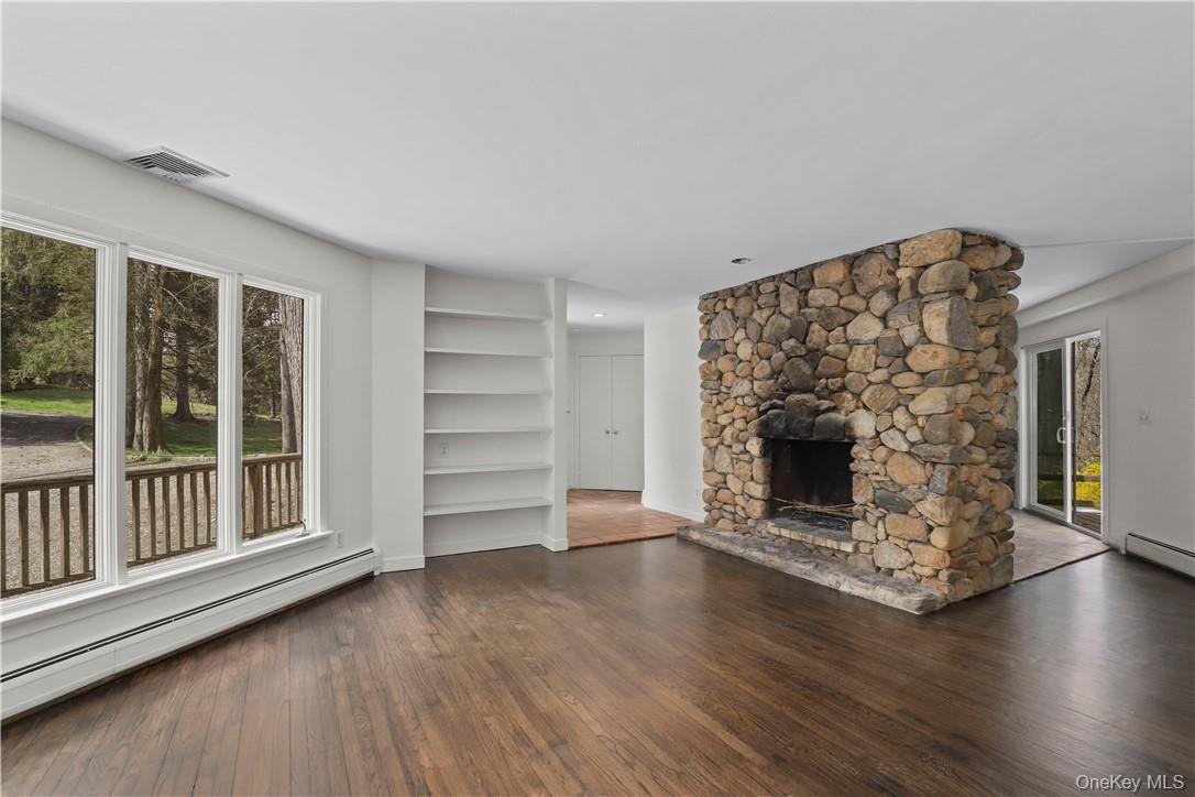 165 Old Post Road Bedford, NY 10506 - Photo 3 of 16