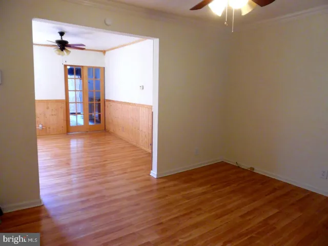 $1,875 | 810 Powell Street, Gloucester City, NJ 08030