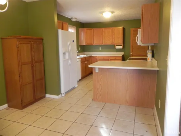 $1,595 | 340 Plantation Way, Lafayette, IN 47909