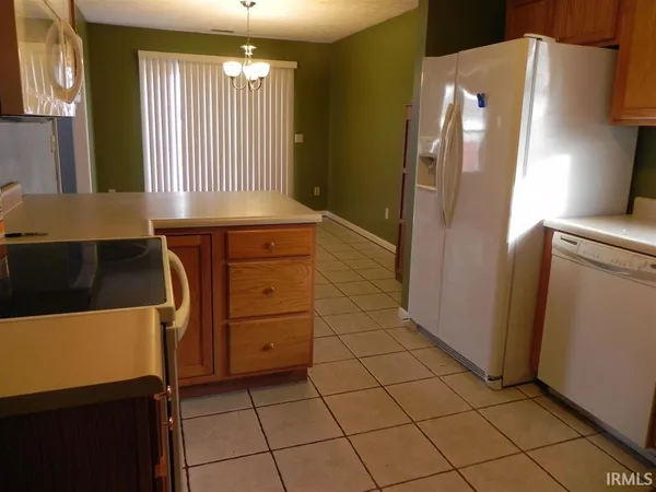 $1,595 | 340 Plantation Way, Lafayette, IN 47909