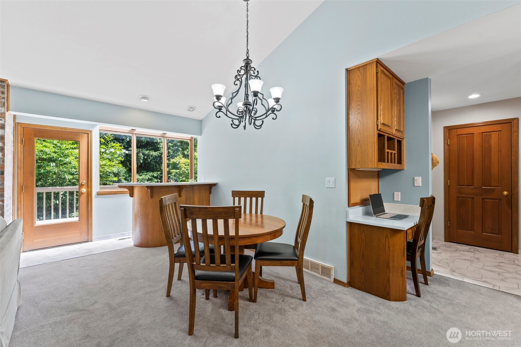 22200 Sweeney Road Southeast Maple Valley, WA 98038 - Photo 7 of 39