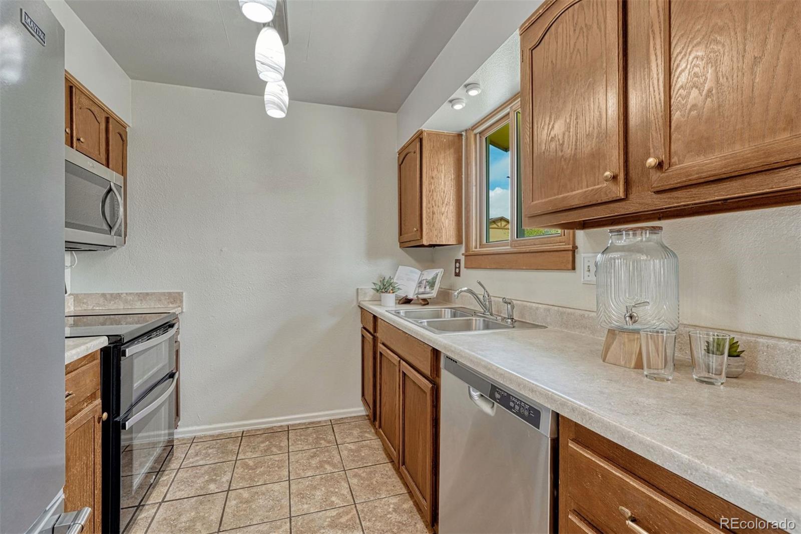 7418 River Bend Road Colorado Springs, CO 80911 - Photo 5 of 35