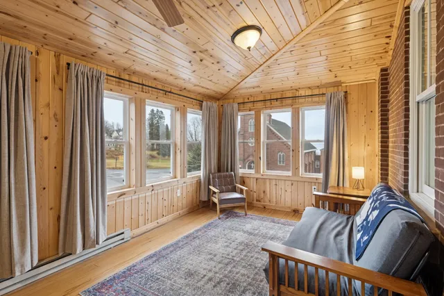 $395,000 | 231 North 1st Street, Unit 302, Bayfield, WI 54814