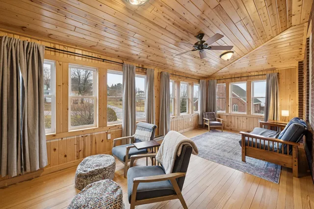 $395,000 | 231 North 1st Street, Unit 302, Bayfield, WI 54814