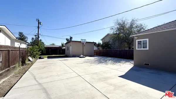 $4,300 | 11836 Rialto Street, Sun Valley, CA 91352