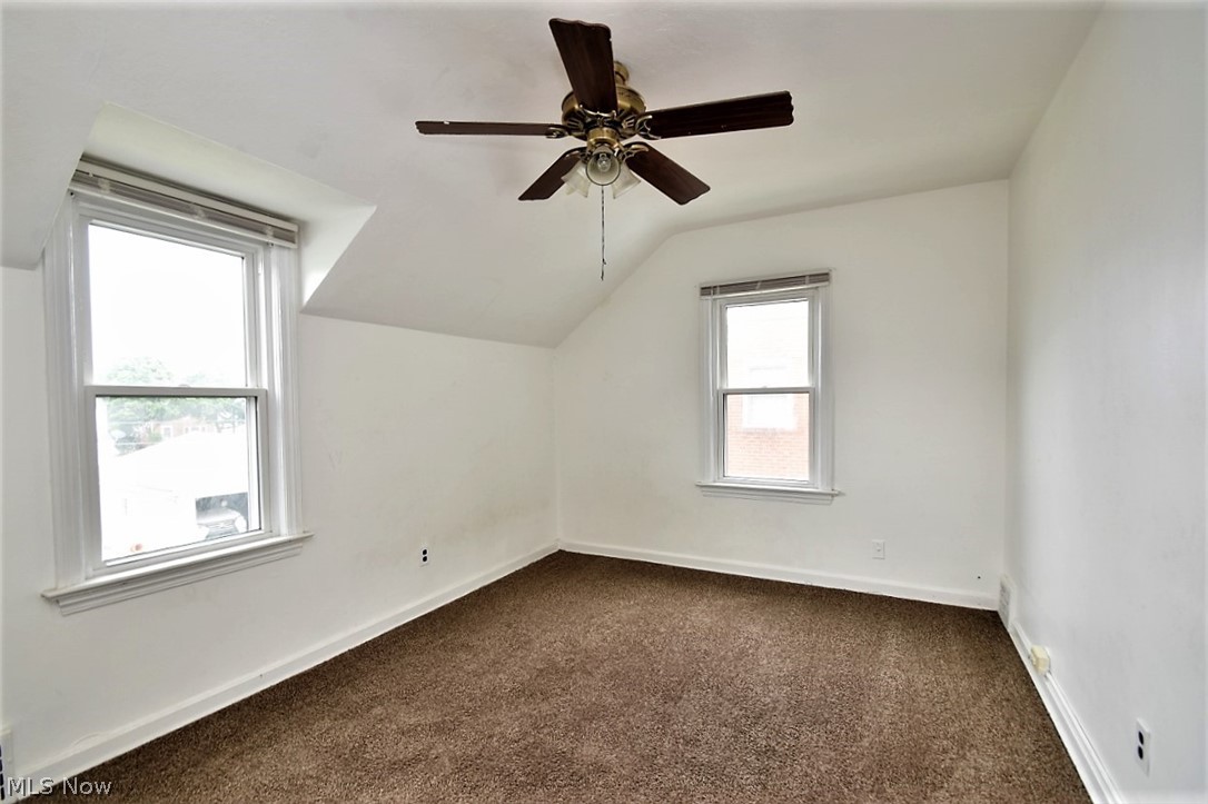 16712 Invermere Avenue Cleveland, OH 44128 - Photo 19 of 27