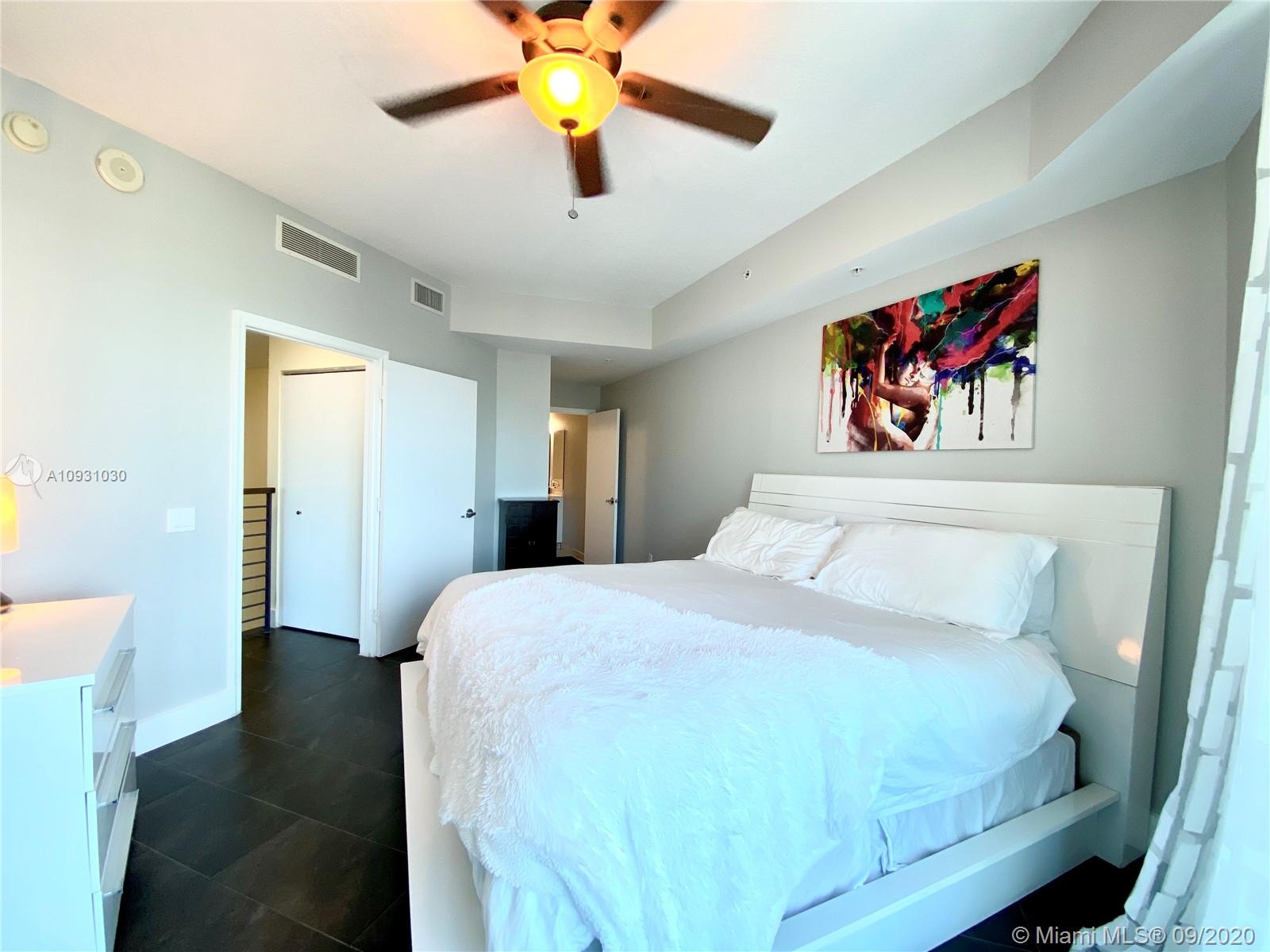 60 Southwest 13th Street, Unit 3426 Miami, FL 33130 - Photo 11 of 13