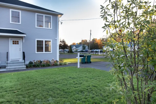 $3,100 | 5 West Chapel Street, Unit 5, Abington, MA 02351