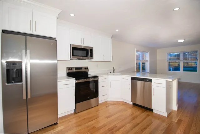 $3,100 | 5 West Chapel Street, Unit 5, Abington, MA 02351