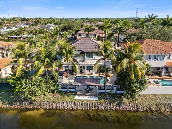 $1,650,000 | Miami Lakes, Miami Lakes, FL 33016