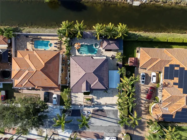 $1,650,000 | Miami Lakes, Miami Lakes, FL 33016