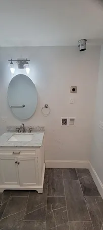 $2,100 | 158-160 Roslindale Avenue, Unit 1, Boston, MA 02131