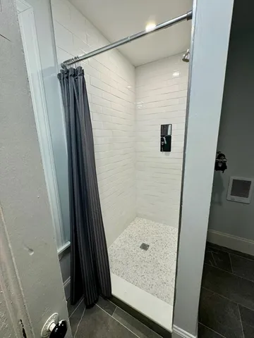 $2,100 | 158-160 Roslindale Avenue, Unit 1, Boston, MA 02131